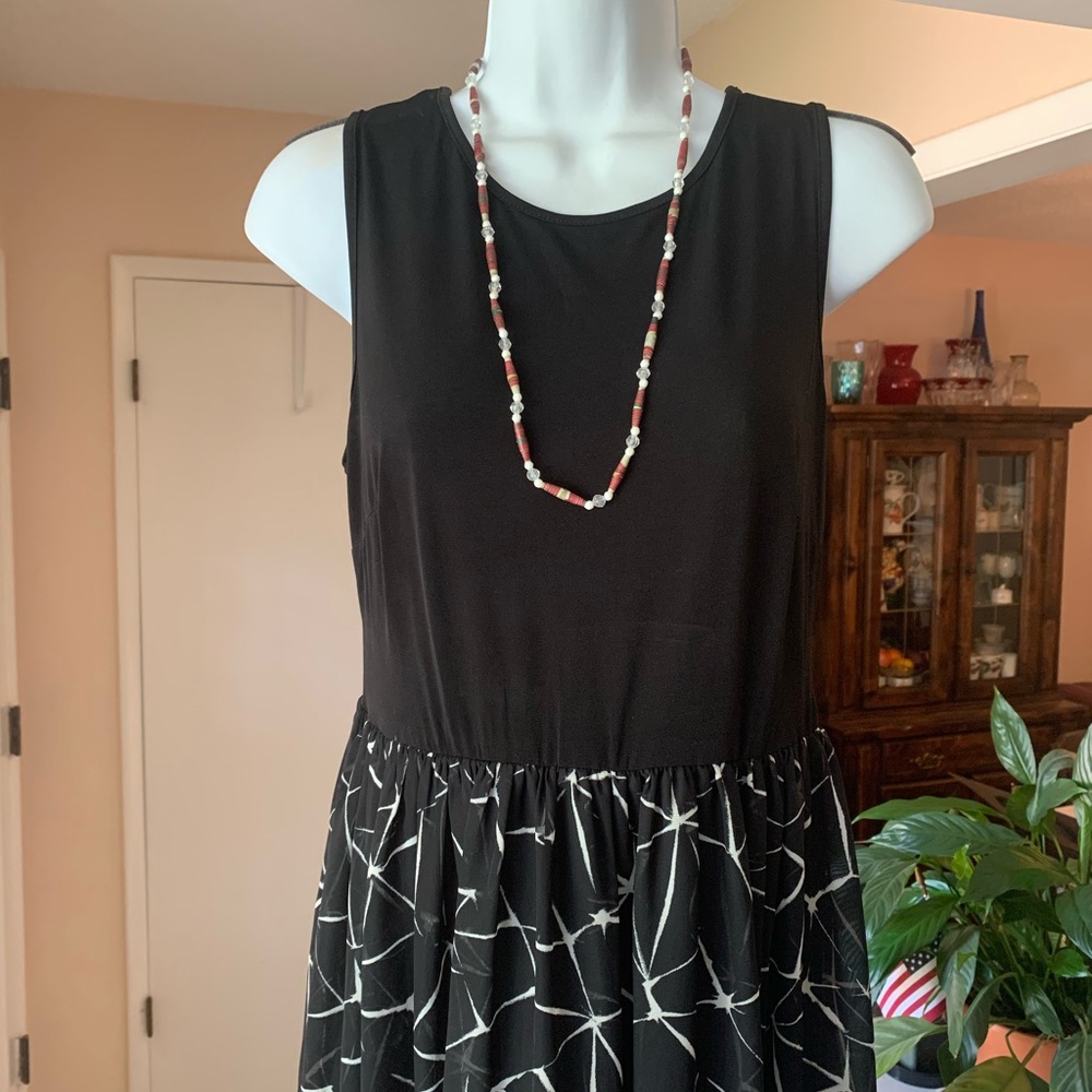 Apt 9 sleeveless, sheer, long dress.  Blk, size SP
